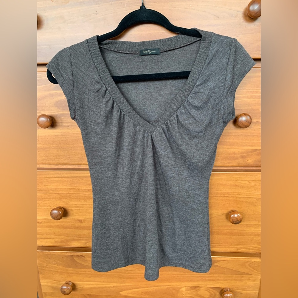 Earthy brown knit t-shirt.
